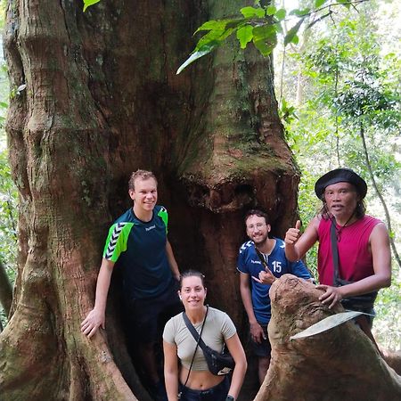 Jhony'S Backpacker-Guest House Only Stay Here Book Treking With Us Букіт-Лаванґ Екстер'єр фото
