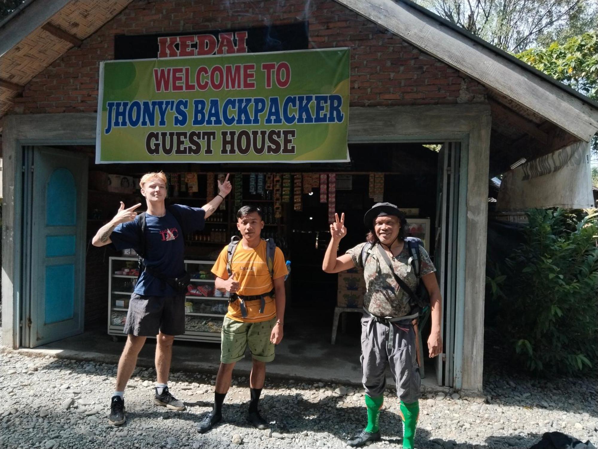 Jhony'S Backpacker-Guest House Only Stay Here Book Treking With Us Букіт-Лаванґ Екстер'єр фото