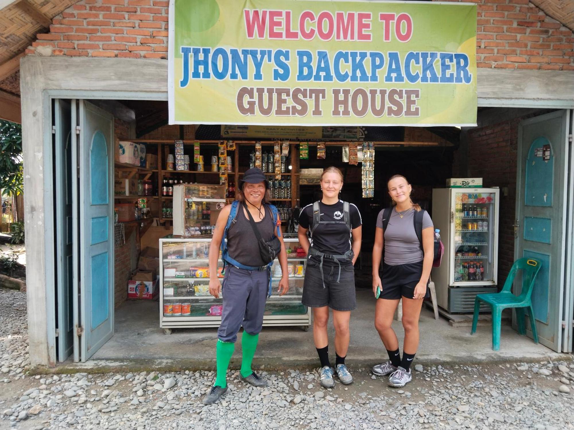 Jhony'S Backpacker-Guest House Only Stay Here Book Treking With Us Букіт-Лаванґ Екстер'єр фото